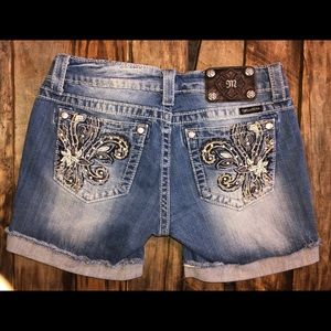 Miss Me Shorts Size 28